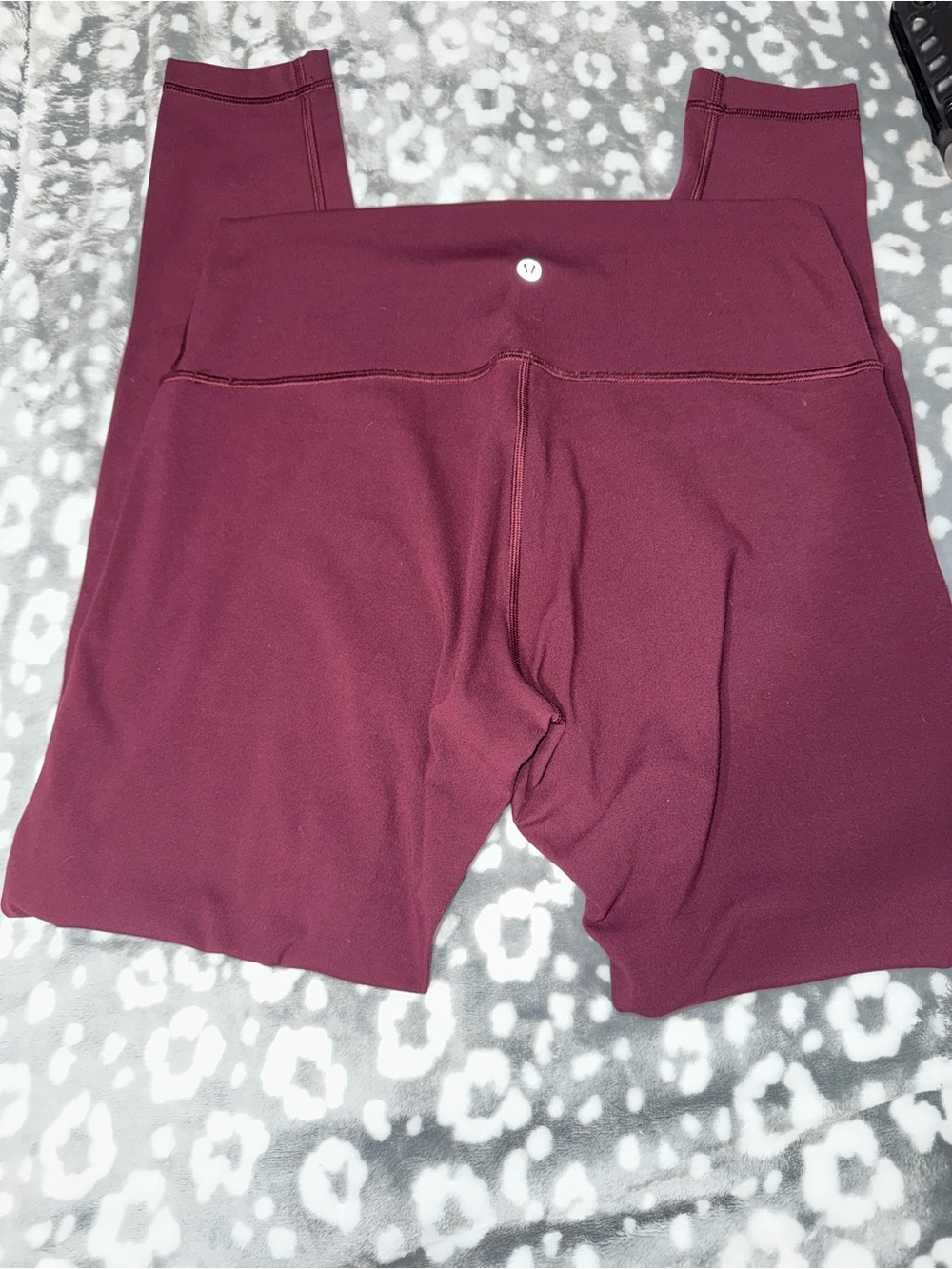 Lululemon burgundy leggings - Picture 6 of 8